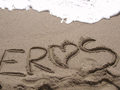 photo eros sabbia mare.jpg